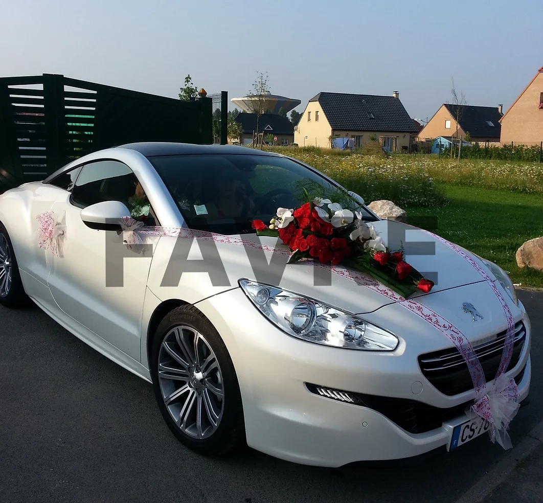 décor bouquet fleurs voiture 4